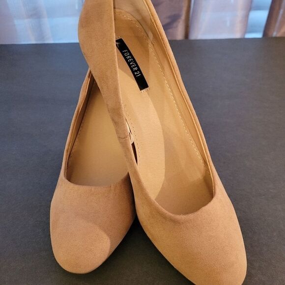 BRAND NEW WOMEN"S FOREVER 21 HIGH HEEL PUMP SHOES - Picture 12 of 16